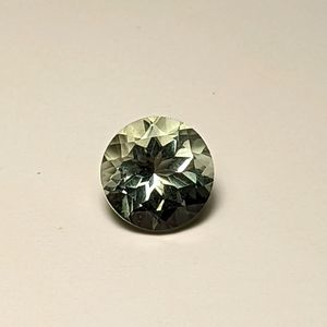 10mm light peridot oval stone